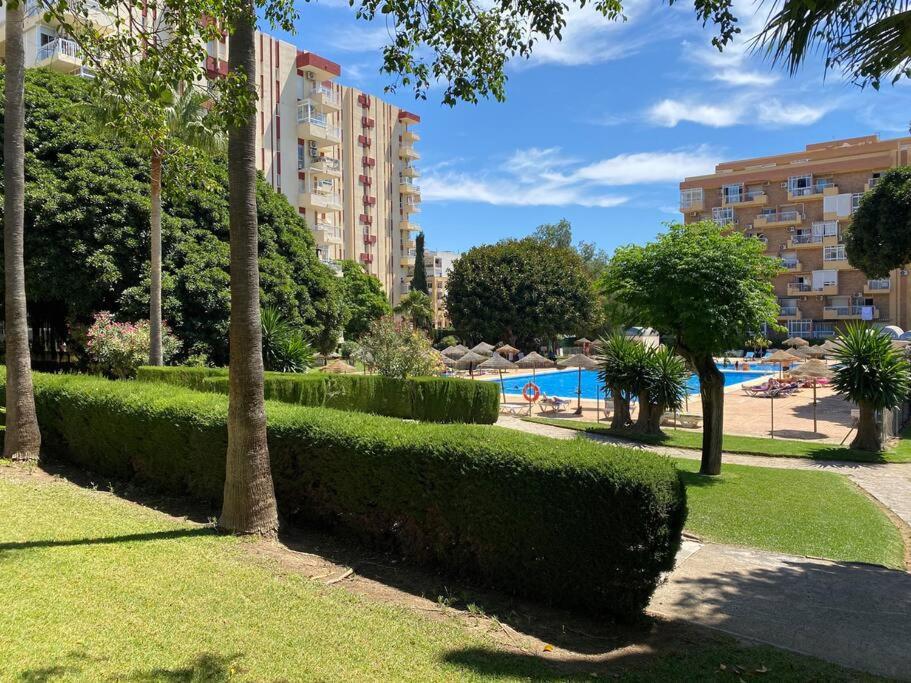 Loft Moderno - Vistas Mar Y Montana - Piscinas Apartment Benalmadena Exterior photo